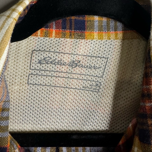 Eddie Bauer men’s multi plaid long sleeve flannel button up shirt size medium - Picture 3 of 5
